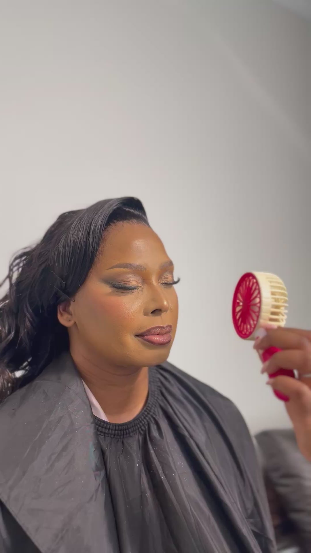 Makeup & wig installation
